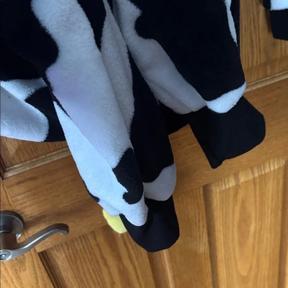 Cow Onsie - Picture 2 of 6